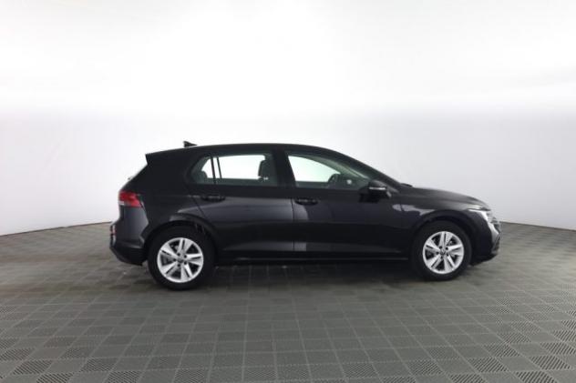 VOLKSWAGEN Golf Golf 1.0 eTSI EVO DSG Life rif. 23697880 - Foto 3