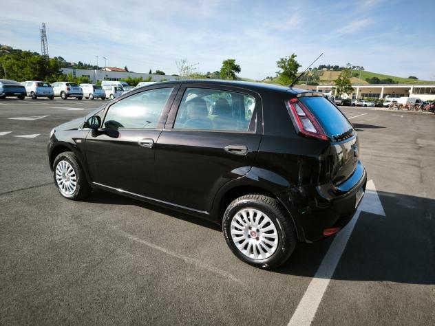 Fiat Punto Evo 1.4 5 porte Dynamic Natural Power - Foto 4