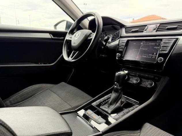SKODA Superb 2.0 TDI 150CV DSG Wagon Style rif. 23983105 - Foto 8