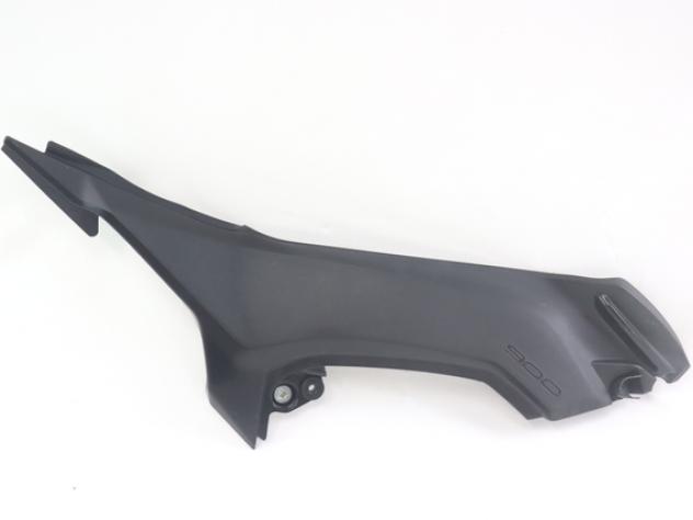 KAWASAKI Z 900 140940125 FIANCHETTO COVER SERBATOIO DESTRA ZR900S 25 - 26 RIGHT TANK COVER