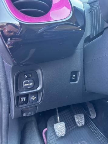 Toyota Aygo 1.0 VVT-i 72 CV 5 porte x-cite - Foto 10