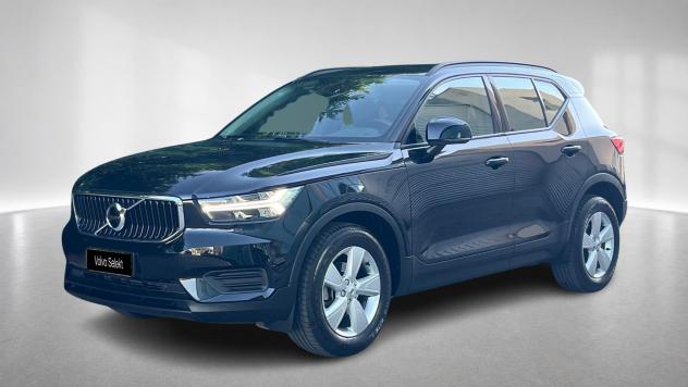 Volvo XC40 T2 automatico Momentum Core