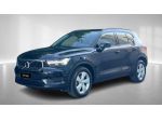 Volvo XC40 T2 automatico Momentum Core
