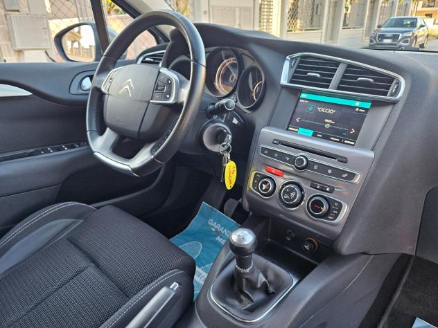 Citroen C4 Berlina 5pt. 1.6 BlueHdi 100cv Fell my 18 - Foto 10