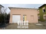 Casa indipendente con corte