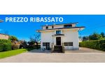 AFFARE Cuorgnè centrale - Villa indipendente  con ampio giardino - PREZZO T &hellip;