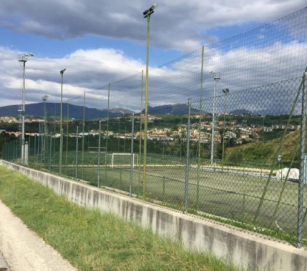 Immobile in asta di 773 m² con più di 5 locali in vendita a Teramo - Foto 3