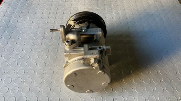 Compressore climatizzatore Hyundai Santa Fe 2.0CRDI del 2004 - Foto 4
