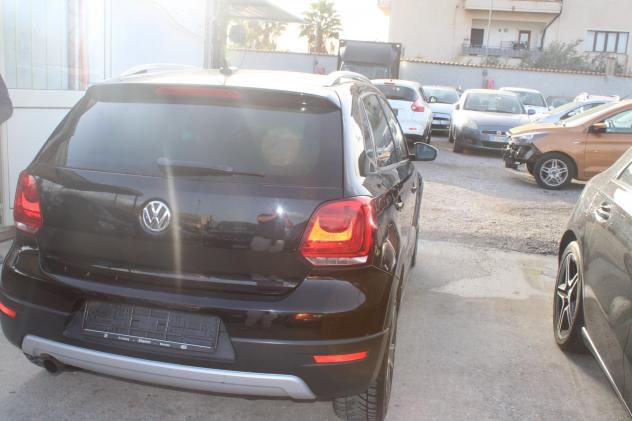 Volkswagen Polo CROSS 1.6 TDI 90CV DPF 5 porte Highline - Foto 4