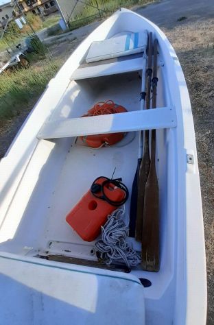 Lancia mt. 4.10 con 4hp Johnson USATI - Foto 4