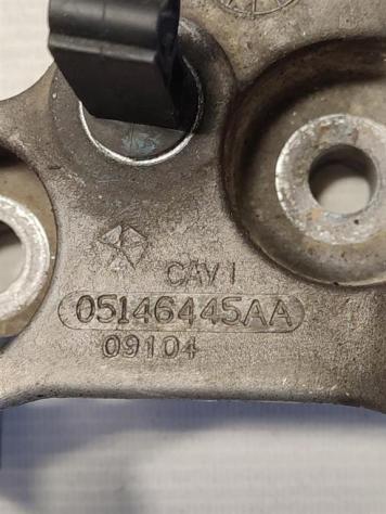 SUPPORTO MOTORE FIAT Freemont 1° Serie 05146445AA 939B5000 diesel 1956 (11) - Foto 2