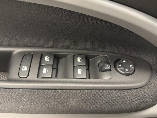 Jeep Avenger E-Hybrid Longitude 1.2 110cv Dct Mhev - Foto 7