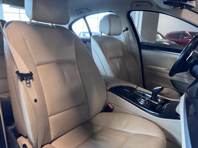 BMW Serie 5 520d Futura - Foto 8
