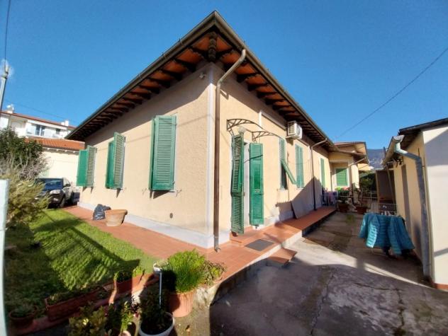 Affare! Pietrasanta zona Vaiana-Pozzi Villetta affiancata