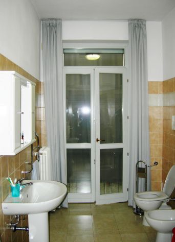 AFFITTASI POSTO IN DOPPIA X STUDENTESSA - APP. N. 1 (UTENZE INCLUSE) - Foto 7