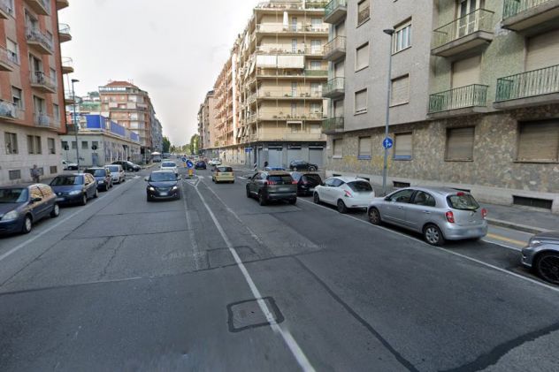 VIA GORIZIA AMPIO QUADRILOCALE RISTRUTTURATO E ARREDATO - Foto 2