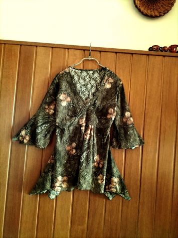 BLUSA *PIZZO SANGALLO* SVASATA CON FONDO ASIMMETRICO ***NUOVA***