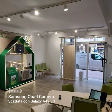 ADDETTO/A FRONT OFFICE COMMERCIALE