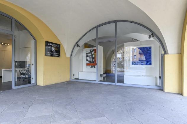 Negozio - Alzano Lombardo . Rif.: Cod. rif 3316111VCG