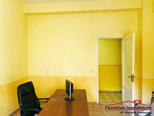 Ad.ze Viale Calabria - Piano terra immobile uso studio con p.auto - Foto 6