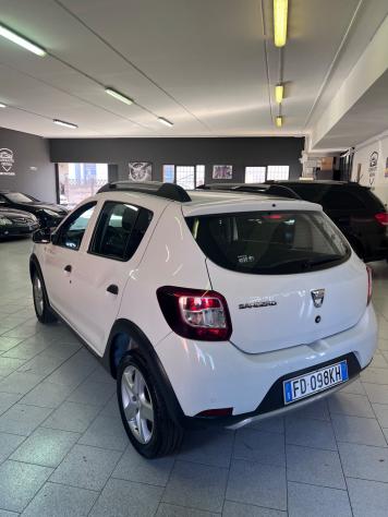 Dacia Sandero Stepway 1.5 dCi 8V 90CV Start&Stop - Foto 7