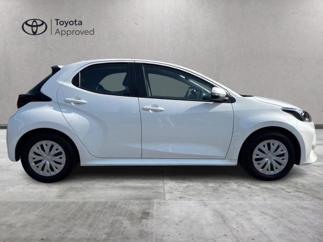 Toyota Yaris Hybrid Active MY22 - Foto 4