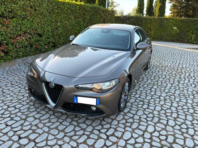 ALFA Giulia 2.2Turbodiesel 180CV 6M Super -08-2018 - Foto 7