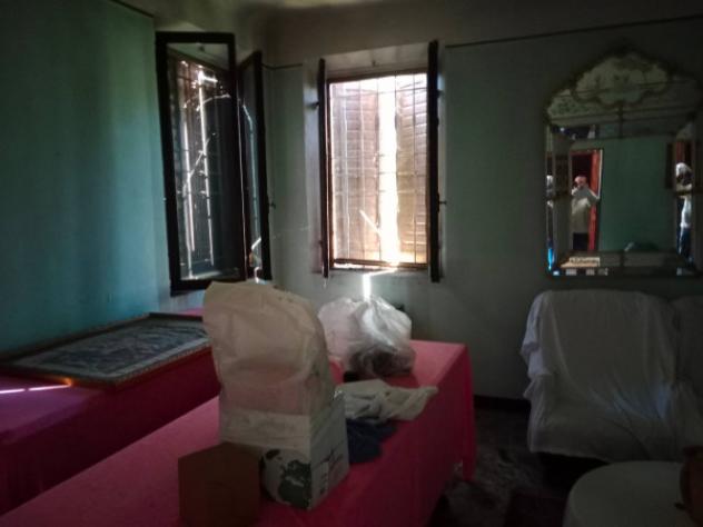 Villa di 610 m² con più di 5 locali in vendita a Carpi - Foto 3