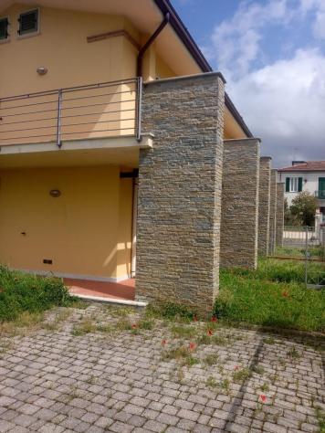Villetta a schiera angolare in vendita a Avenza - Carrara 150 mq Rif: 1410932 - Foto 3