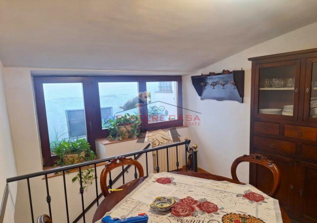 Orvieto centro - Appartamento indipendente con balconcino in vendita