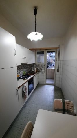 STANZA PER STUDENTESSA/ZONA SAN GIOVANNI BOSCO/LINEA A SUBAUGUSTA - Foto 4