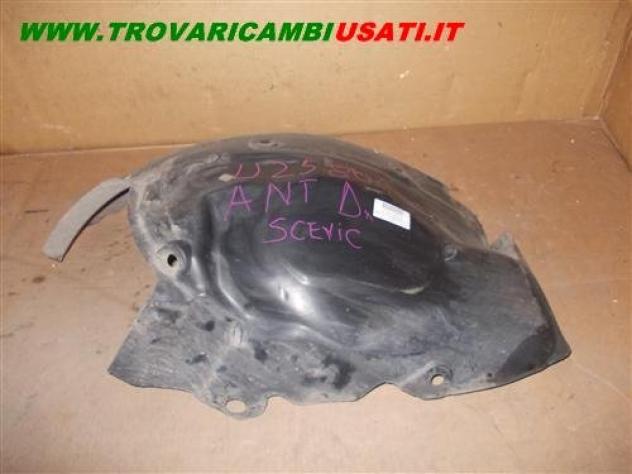 PARASASSI INT.PASSARUOTA ANT.D.(parte post.) RENAULT SCENIC (J84)  Carrozzeria  Lamierati esterni  Fiancate  Parasassi pass RENAULT - GRAND SCENIC 200