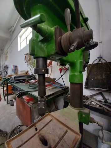 Vendiamo macchine per lavorazioni lamiera - Foto 3