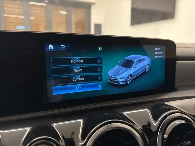 Mercedes-Benz CLA 200 d Automatic Premium - Foto 10