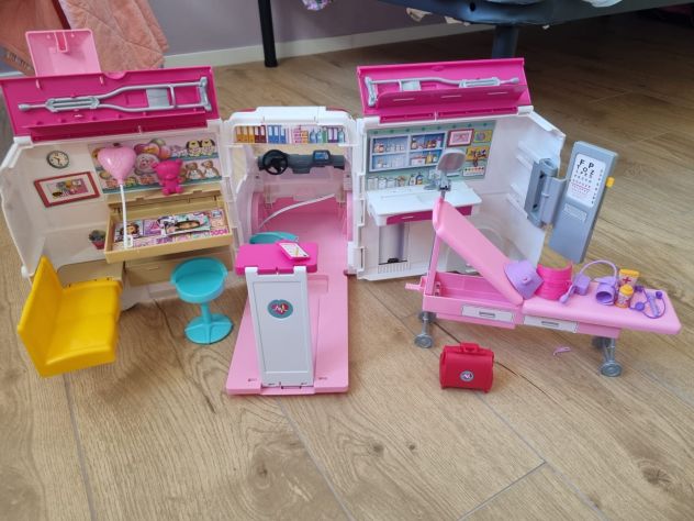 Autoambulanza Barbie - Foto 7