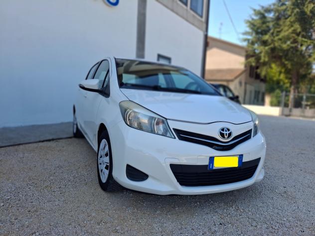 Toyota Yaris 1.0 GPL - Foto 7