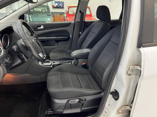 Ford Focus 2.0 TDCi (110CV) Cambio Automatico - Foto 10