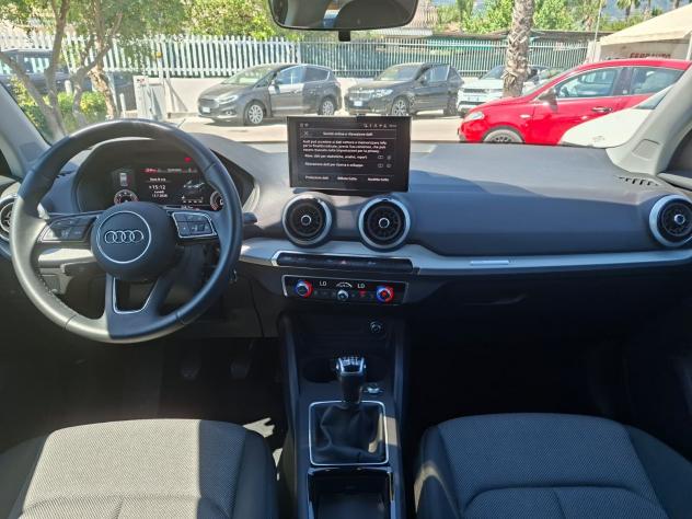 AUDI Q2 30 TDI IDENTITY BLACK FULL - Foto 5