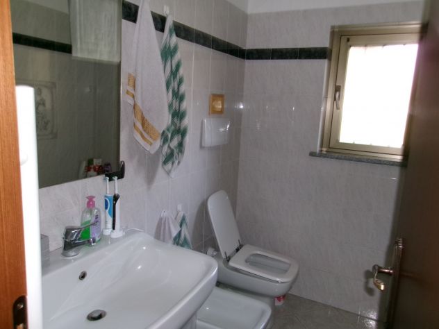 BELLISSIMO TRILOCALE ECOLOGICO IN VILLA DI 90 MQ. AFFORI CENTRO A 100 MT DA MM - Foto 8