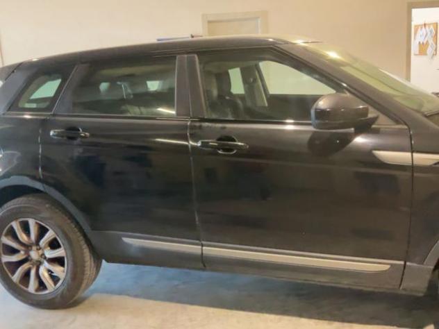 LAND ROVER Range Rover Evoque 2.2 TD4 5p. Loire Edition Pure Tech rif. 24180067 - Foto 9