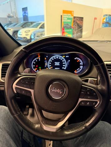 Jeep Grand Cherokee 3.0 V6 CRD 250 CV Multijet II Overland - Foto 8