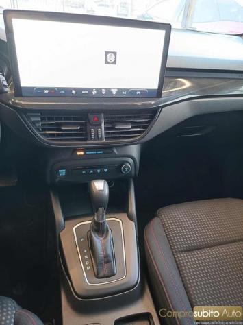 FORD Focus 1.0 EcoBoost Hybrid 125 CV Powershift SW ST-Line rif. 24021883 - Foto 10