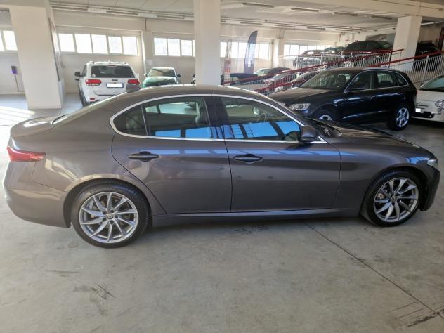 Alfa Romeo Giulia Giulia 2.2 t Ti 190cv auto - Foto 3