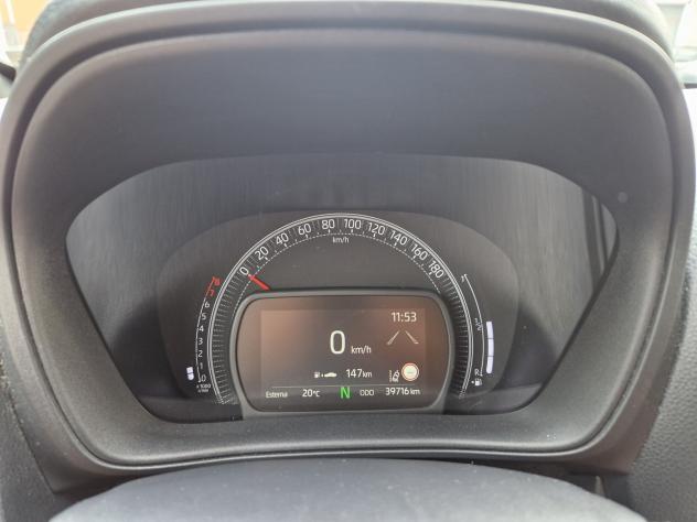 Toyota Aygo X 1.0 72CV "39.700 km" AUTOMATICA, Carplay, Telecamera, ADAS - Foto 10