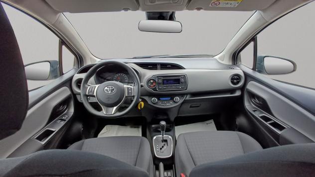 Toyota Yaris Hybrid 1.5 Hybrid COOL - Foto 6