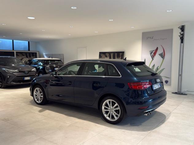 Audi A3 SPB 2.0 TDI S tronic Design Cruise Navi Cerchi 17” - Foto 6
