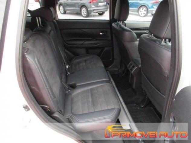 MITSUBISHI Outlander 2.0 4WD CVT Active rif. 19505051 - Foto 3
