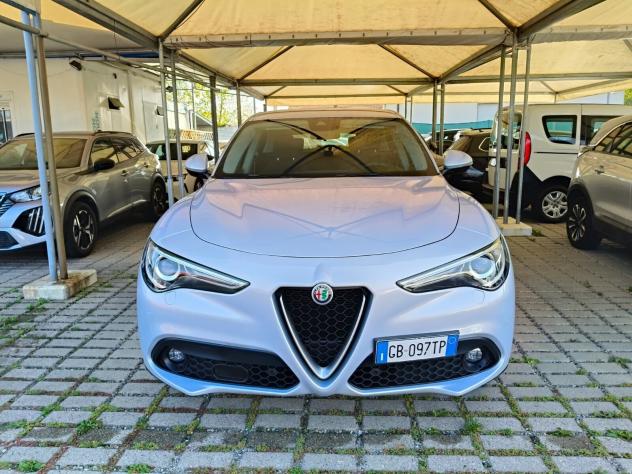 Alfa Romeo Stelvio 2.2 Turbodiesel 160 CV AT8 RWD Business - Foto 2