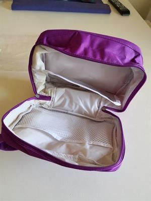 Vendo Beauty case in tessuto per giovani ragazze, cernierato, mai usato. Si preg - Foto 4