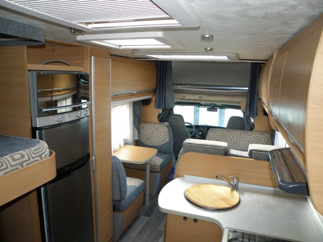 CAMPER MANSARDATO MOBILVETTA IDEALE PER FAMIGLIE - Foto 8